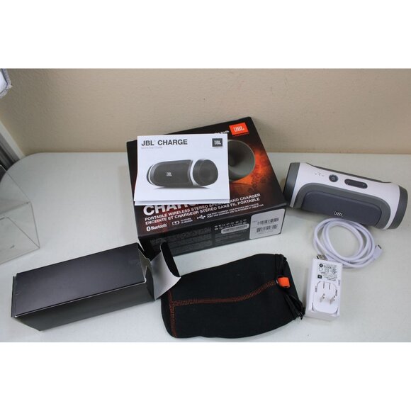 JBL Charge Speaker Harman Bluetooth 93628 Missing Cord - Picture 5 of 11